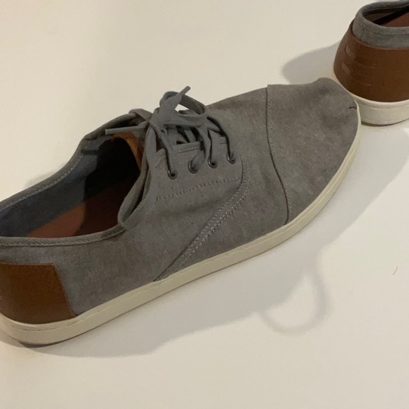 Toms Casual shoe size 9 - Picture 2 of 7